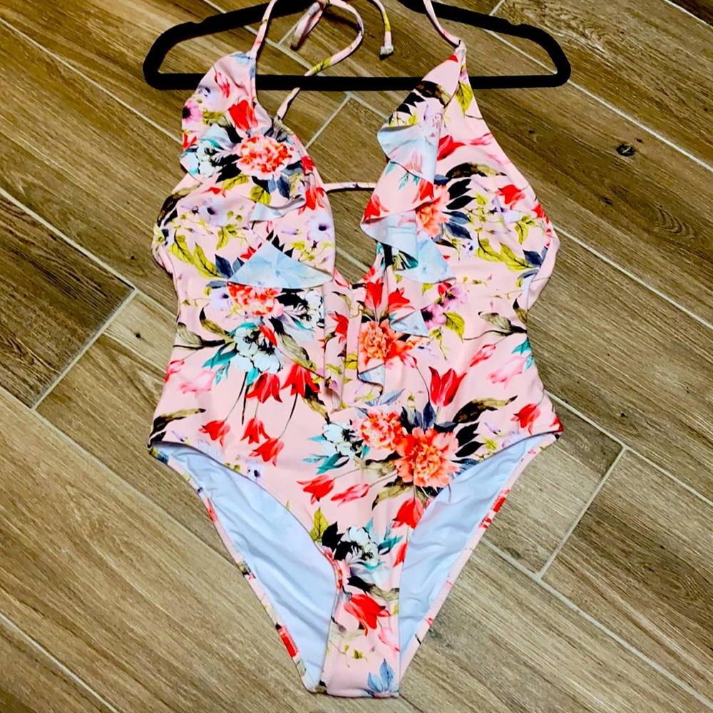 Cupshe 1-Piece